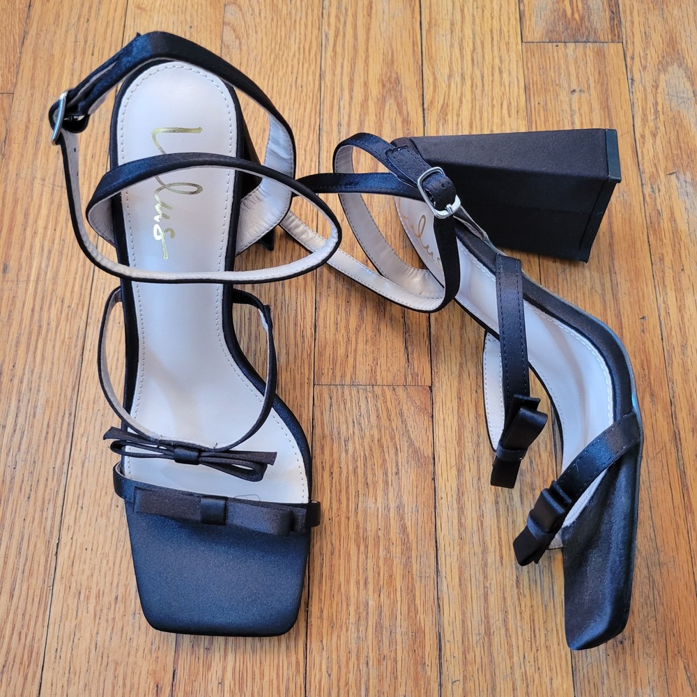 Lulus 8 PENDRIE Block‎ Heel Sandal Black Bow Ankle Strap Square Toe Glam Party